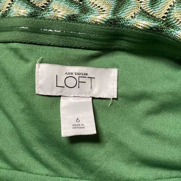 Ann Taylor Loft Green & Cream Zig Zag Design Summer Dress - Picture 5 of 10